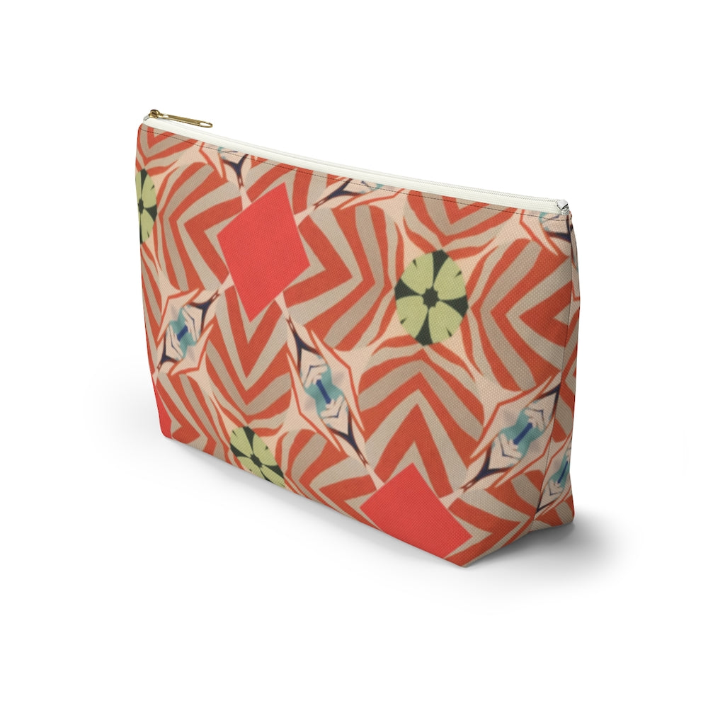 Retro Geo Accessory Pouch w T-bottom