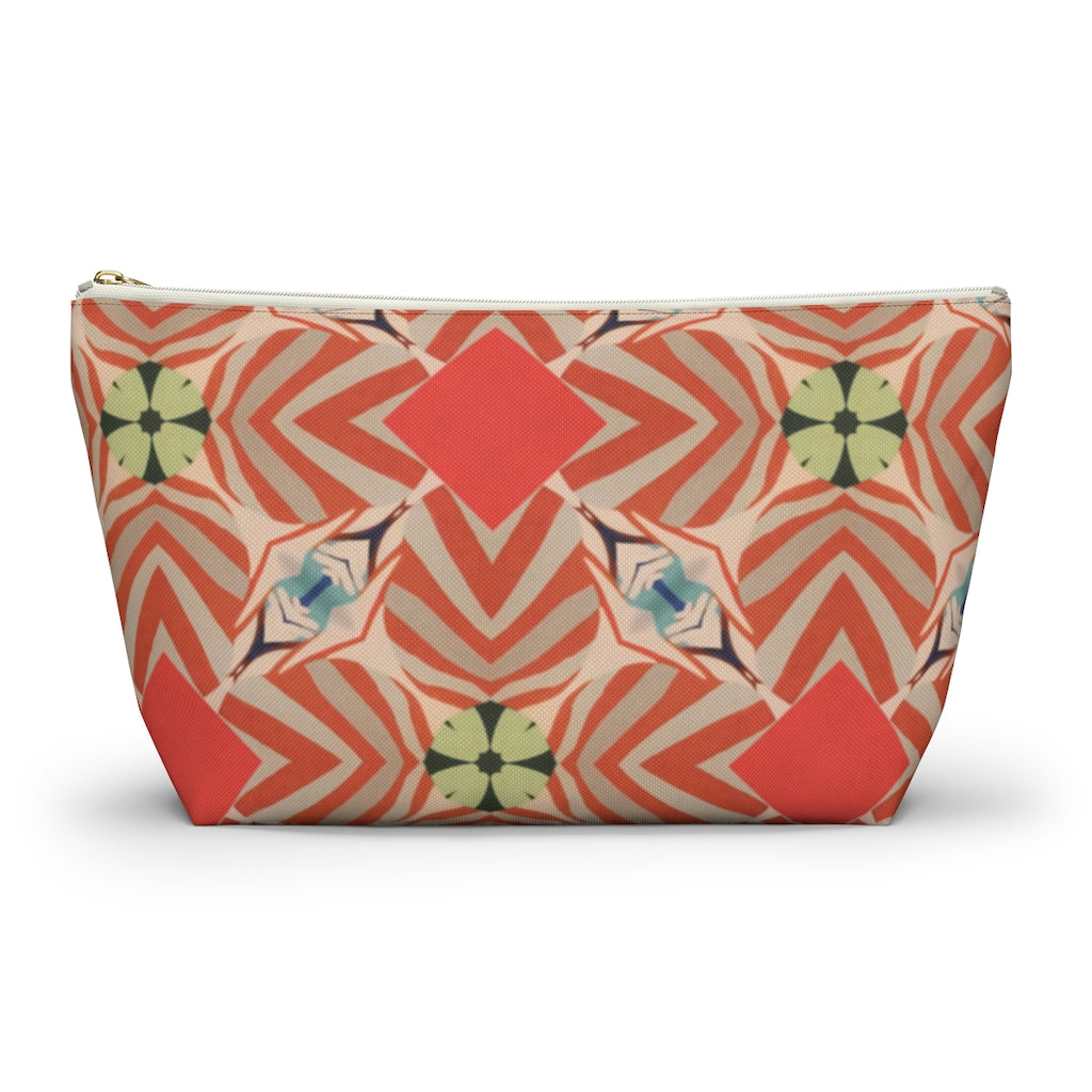 Retro Geo Accessory Pouch w T-bottom